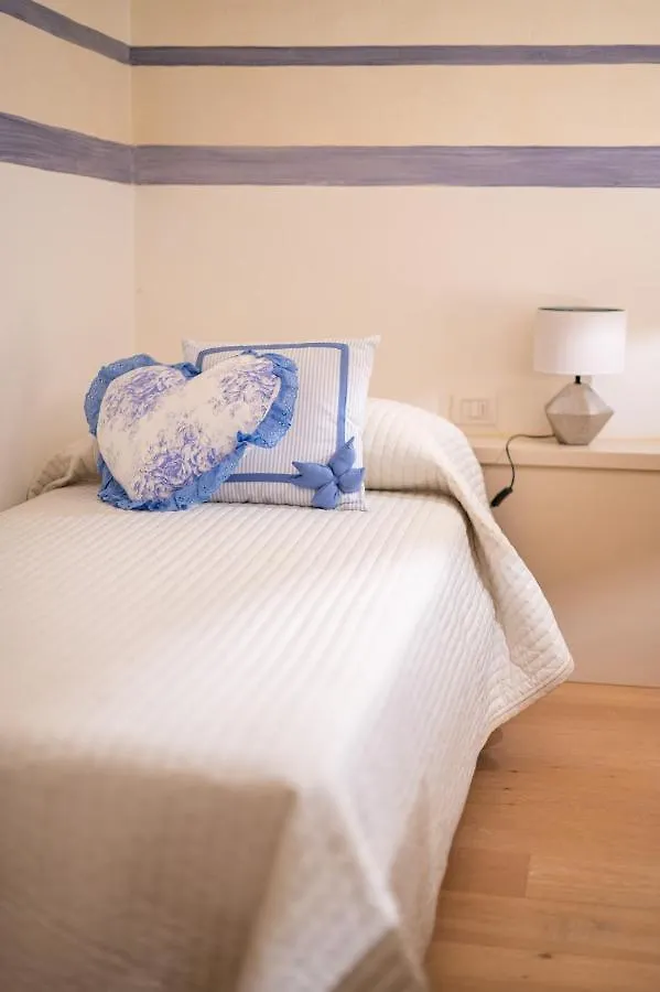 Appartamento Central And Roomy Near The Station And Duomo - Homeunity Firenze Italia