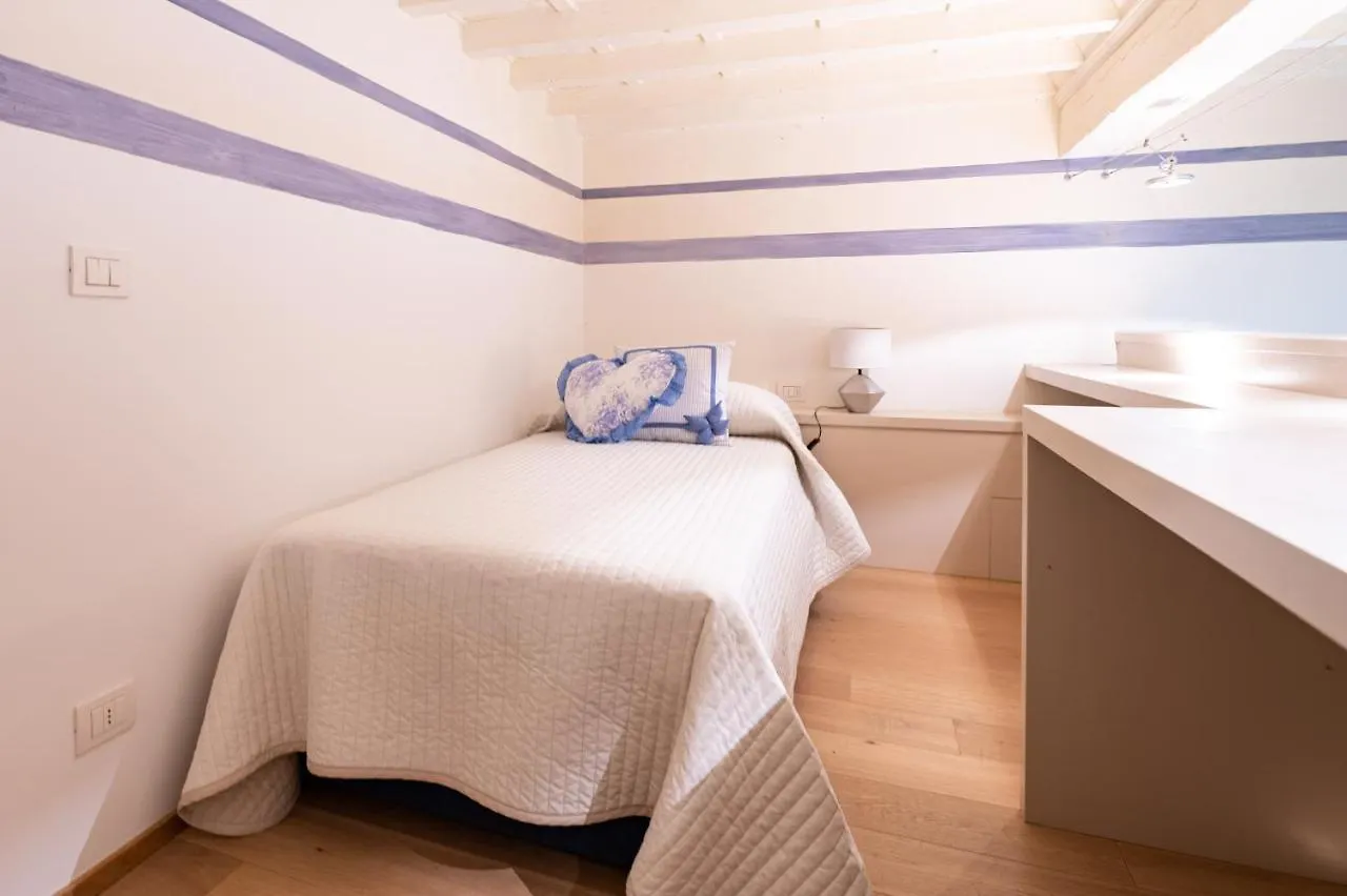 Central And Roomy Near The Station And Duomo - Homeunity Firenze Appartamento