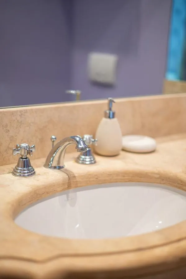Appartamento Central And Roomy Near The Station And Duomo - Homeunity Firenze